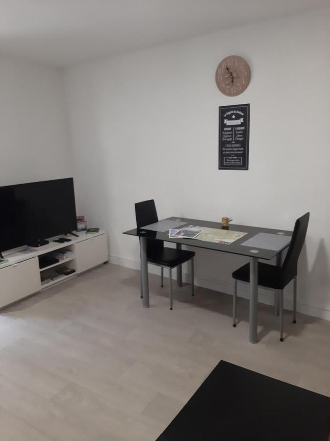 Le Logis Des Templiers Appartement Climatise Régusse 外观 照片